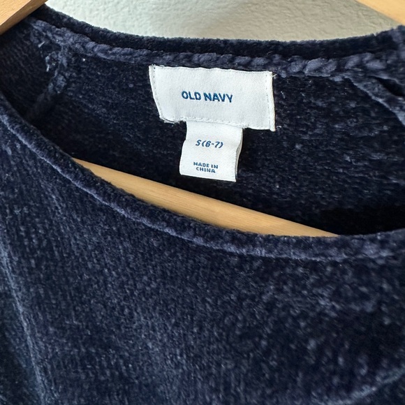 Old Navy Girls Trumpet Sleeve Chenille Navy Blue Sweater Size 6 - 7 - Picture 5 of 5
